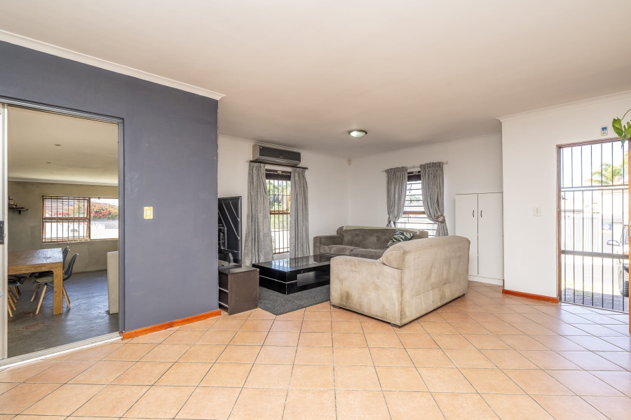 3 Bedroom Property for Sale in Parklands Western Cape